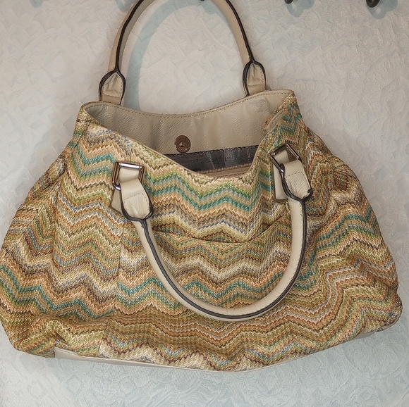 Vera Wang Woven Straw Chevron Zig Zag Hobo shoulder style Handbag - Picture 5 of 8